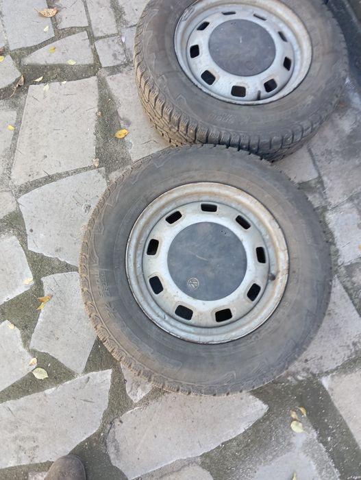 Продаётся 2 колеса