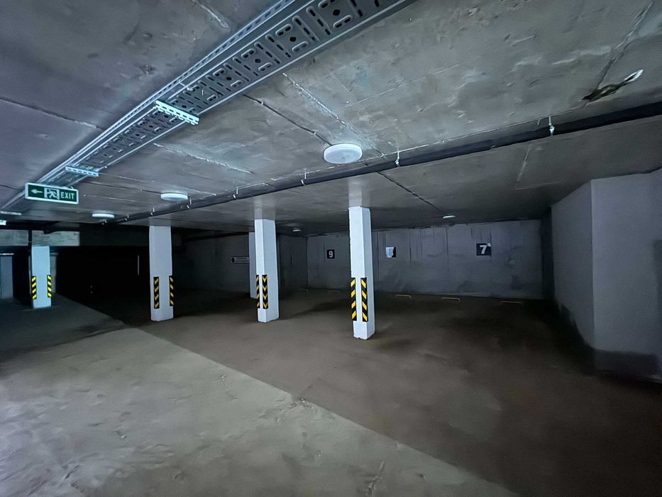 Продава се Тристаен апартамент в Търговище, Вароша - 179 кв.м за 420 €/кв.м - Снимка #23