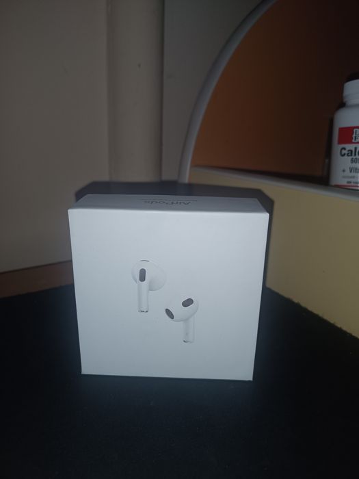 Безжични слушалки Airpods 3
