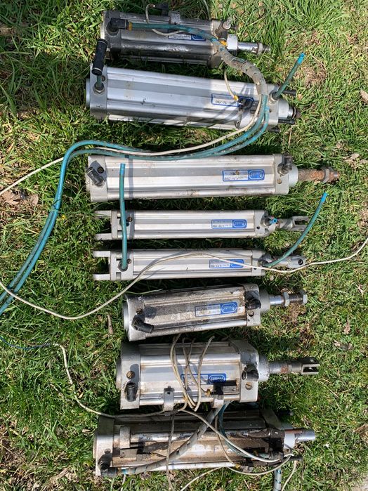 Пневматични цилиндри и ел.мотори