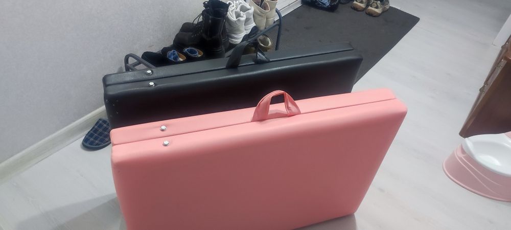 Продам кушетки в отличном состоянии