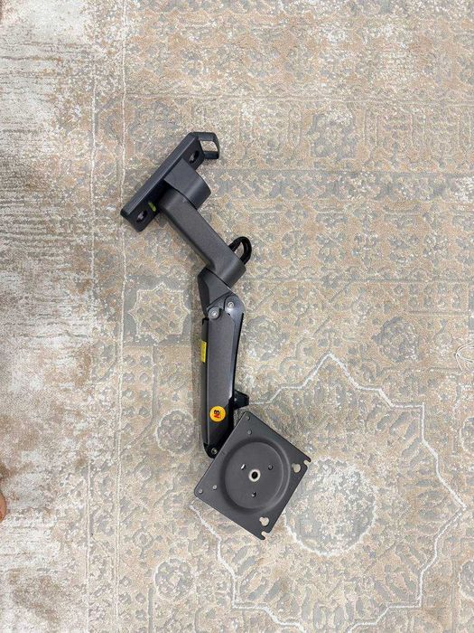 Кронштейн для монитора NB Model-F150, "паучок" ZENO в подарок
