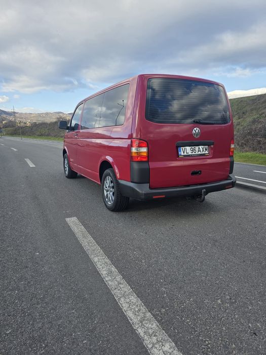 Vw transporter t5 9 locuri