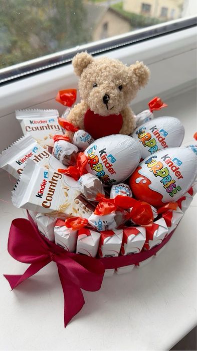 Киндер бокс подарок