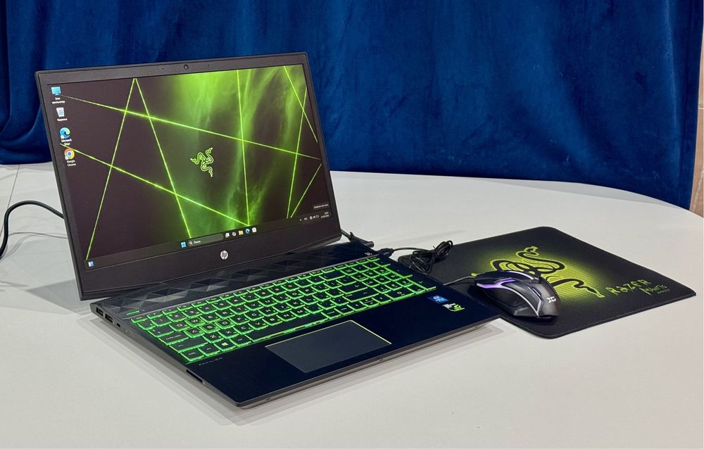 Мощный Игровой HP / Core i5 / SSD+HDD/ Ноутбук в Идеале