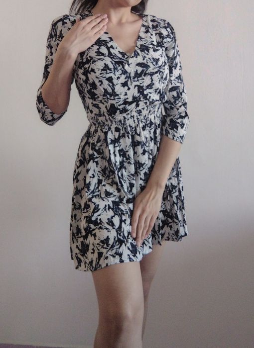 Bik Bok Супер удобна рокля