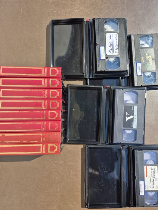 Vând Lot 12 casete video VHS originale Sony de 180-240 minute colectie de filme diferite genuri