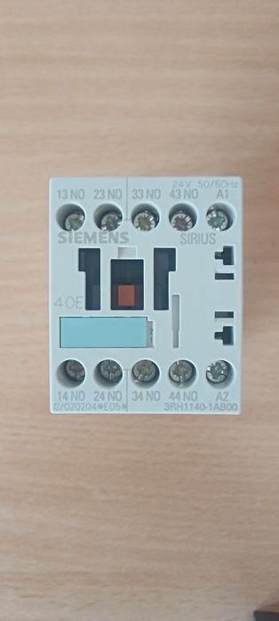 Contactori Siemens 3rt2027,3rt2025-1bb4r, si3th40,3rt1017,3rh1140,3rr2