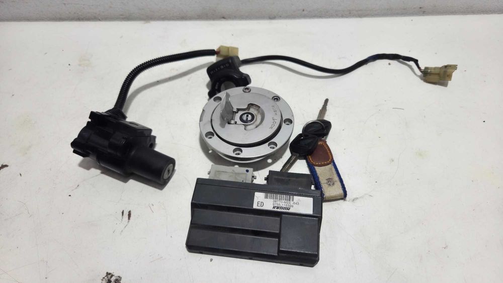 Carene  scarite CBR 600RR 2004 2006