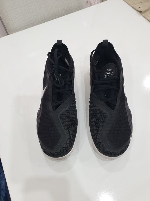 Nike  маратонки 42.5 номер