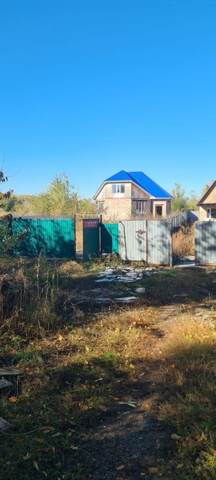 Продам  дом с участком