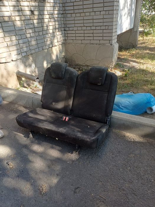 Сиденье на лада ларгус 3 ряд
