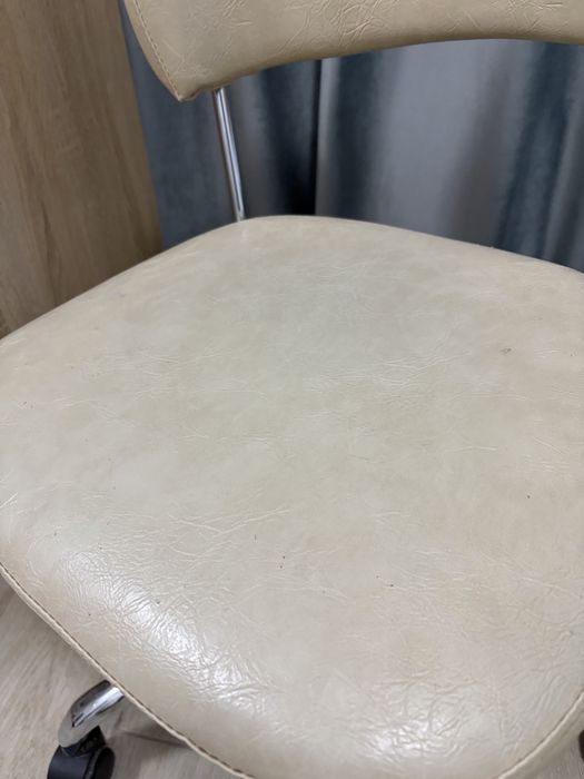 Scaun de birou retapitat jysk