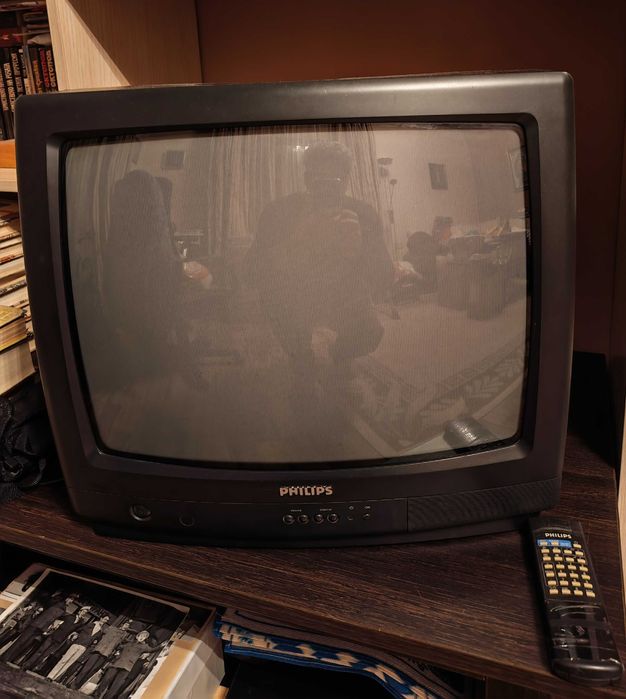 Телевизор Sony Trinitron 17инча