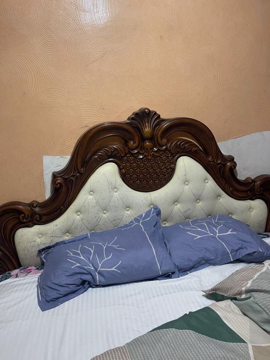 Спальный гарнитур Китай