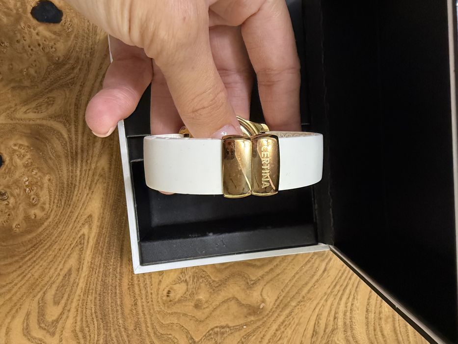 Продам часы Certina