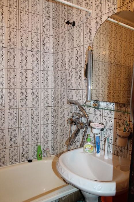 Продам квартиру в кирпичном доме