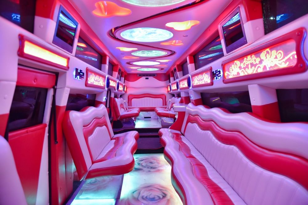 Лимузин Актобе, Аренда лимузина, Кортеж - Организация мероприятий ...