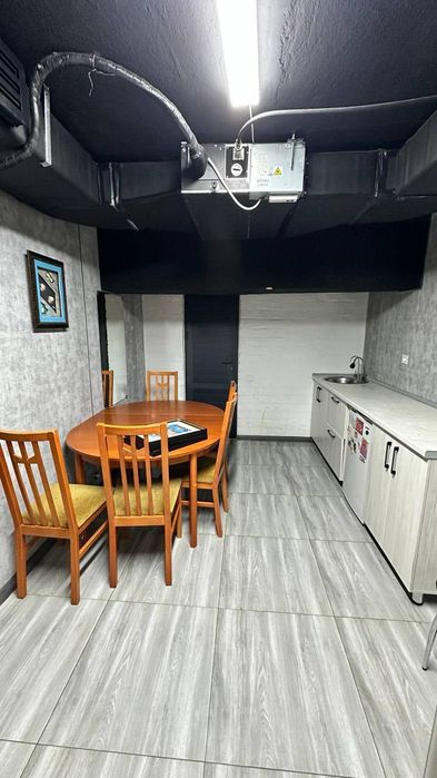 Аренда коммерческого помещения, ул. Бабура ТРЦ Next, 130м²