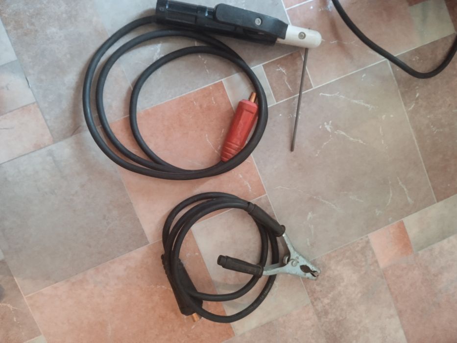 Сварочный аппарат апсолютно новый.