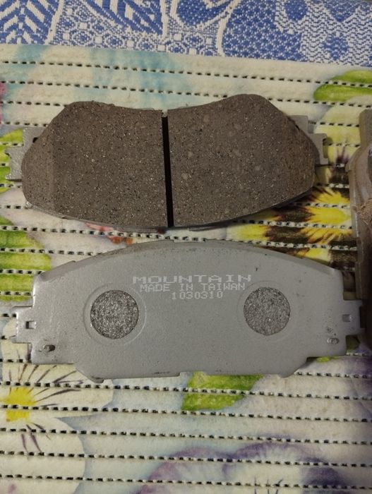 Тормозные колодки для Toyota