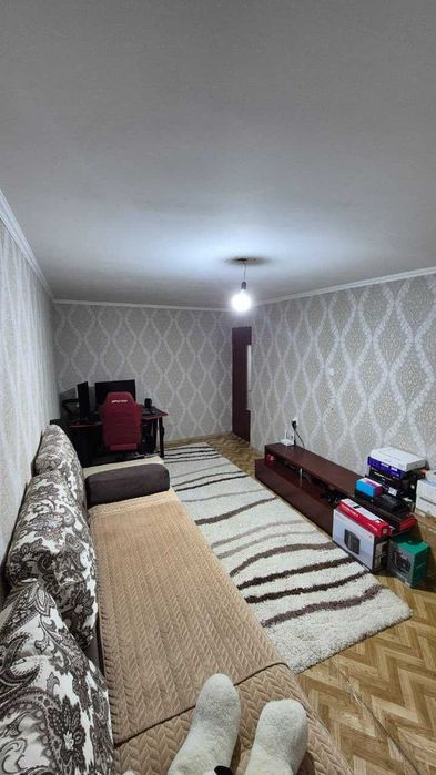 продам 2 комн квартиру Энергетиков 97А