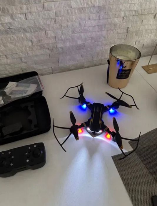 Drona 8k, 10000 metri noua