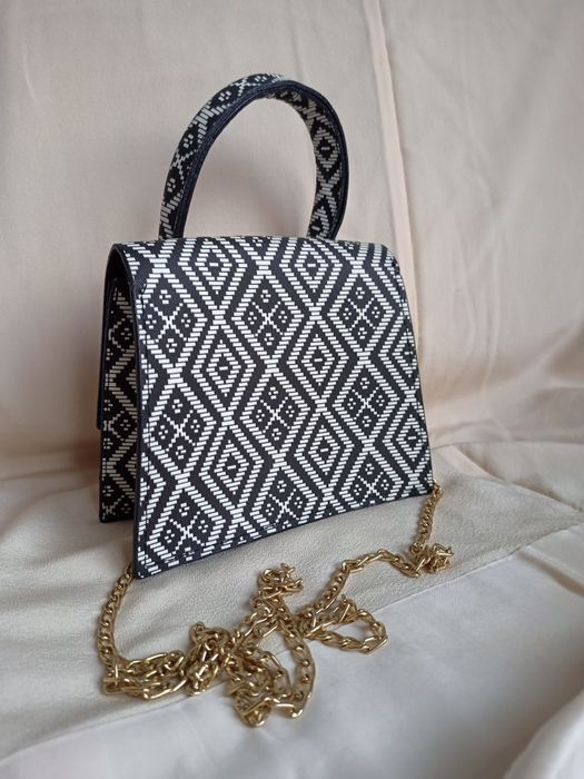 Сумочка Jacouemos