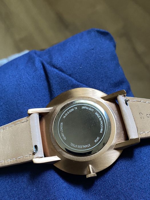 Ceas de dama , Henry London