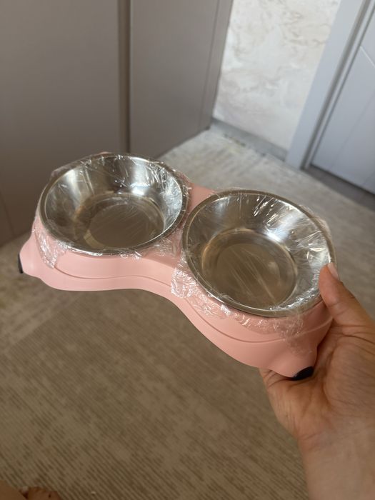 Корм учун идиш мушукларга