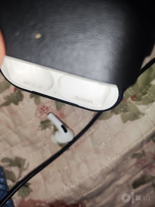 Продаются AirPods Pro Limited Series