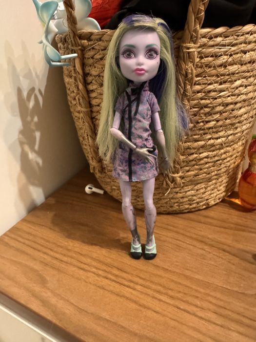 Продам куклы Monster High
