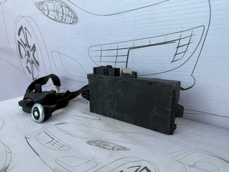 Kit Pornire / Modul CAS 3 cu Buton Start-Stop și Slot Cheie BMW X1 E84 2010 / 2009-2015 Cod OEM 61359217853 (5E2)