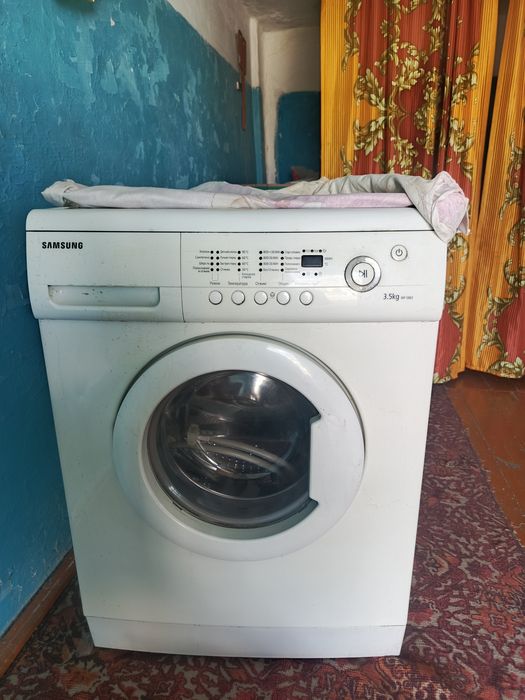 Продам стиральную машину