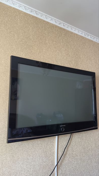 Продам телевизор