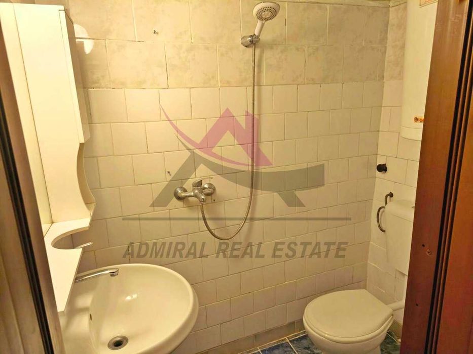 Дава се под наем Тристаен апартамент в Варна, ХЕИ - 80 кв.м за 300 € - Снимка #4