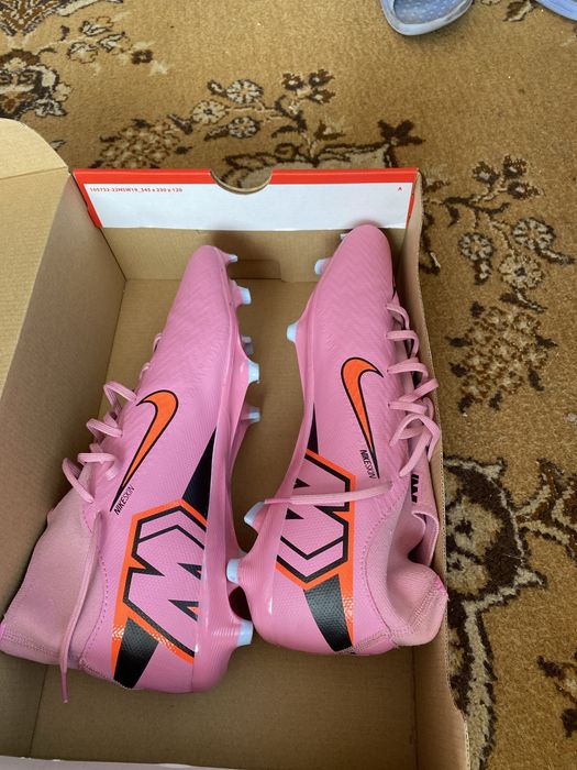 Продавам Nike обувки ZM SUPERFLY 10 FG