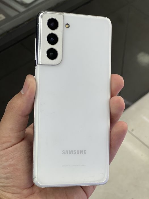 Samsung s21  б/у