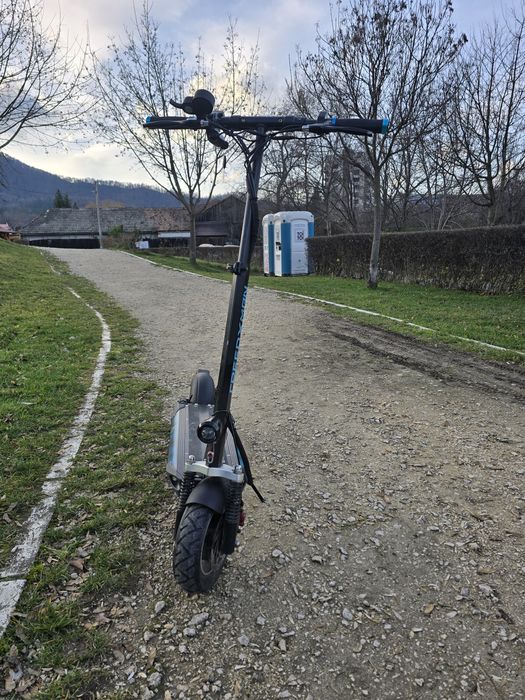 Vând trotinetă electrică speedxman 10