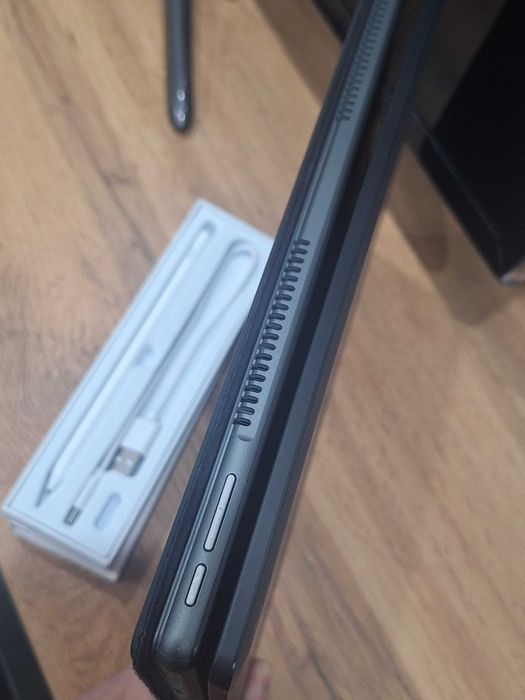 DERE T30 Pro — ноутбук-планшет 2 в 1