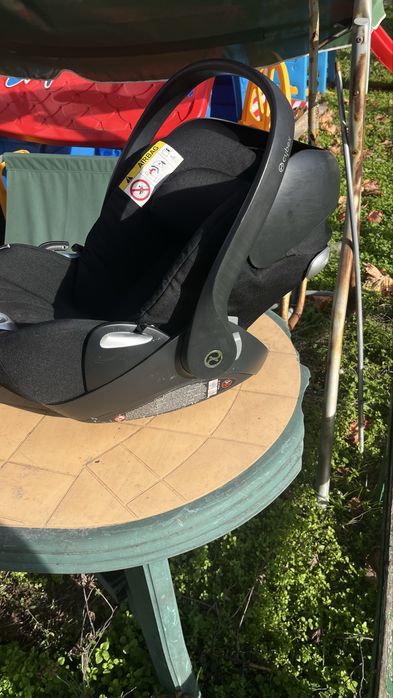 Кошница за кола cybex cloud Q ,база , адаптери gazelle s,