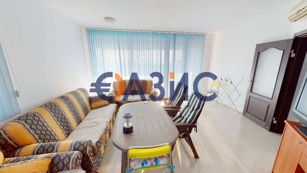 Продава се Тристаен апартамент в с. Кошарица, Област Бургас - 102 кв.м за 912 €/кв.м - Снимка #3