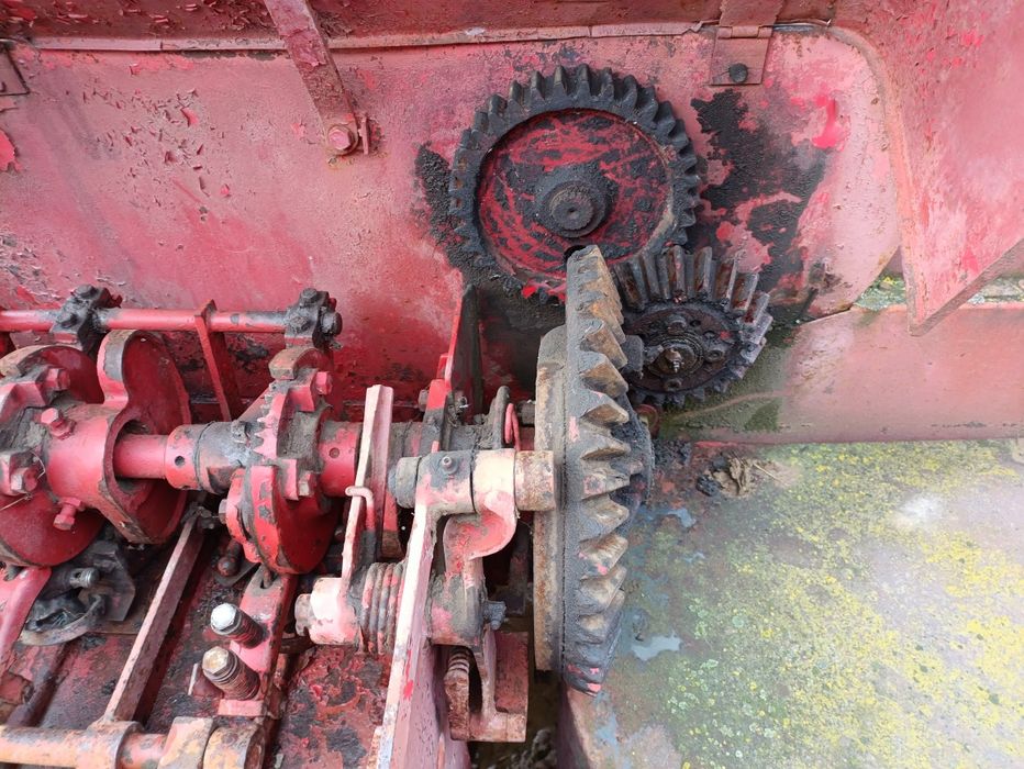 Vând balotietr Belgher