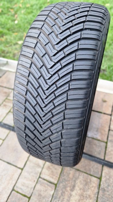 Anvelopa allseason 225 45 R 19 Continental