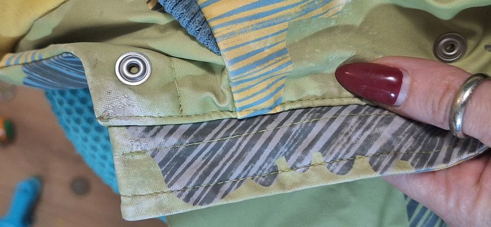 Яке за дъжд с подплата