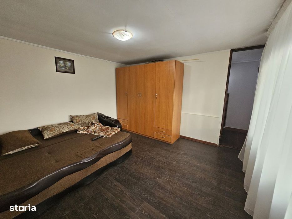 Casă în Cordun, zonă de case noi