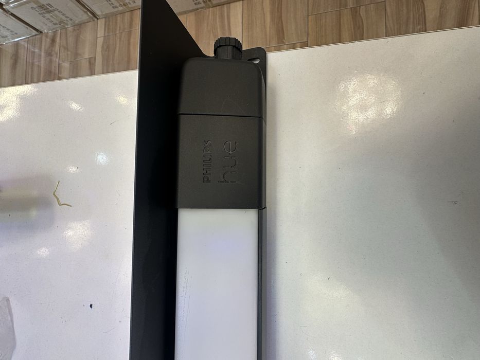 Philips Hue Amarant Smart Linear Outdoor Light - Black