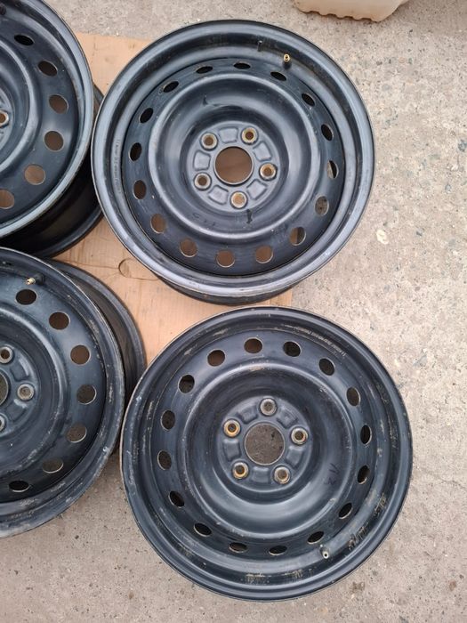 Продам штампованные диски R16 на TOYOTA,NISSAN