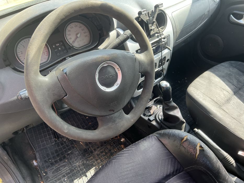 Dacia sandero на части