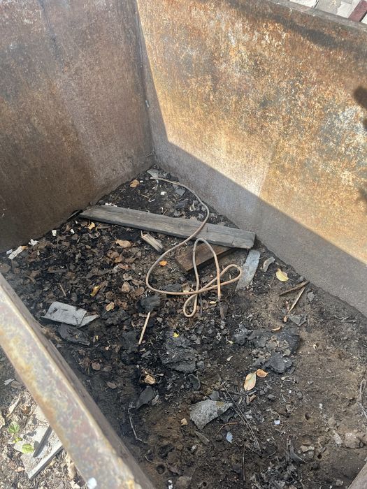 Железный ящик большой